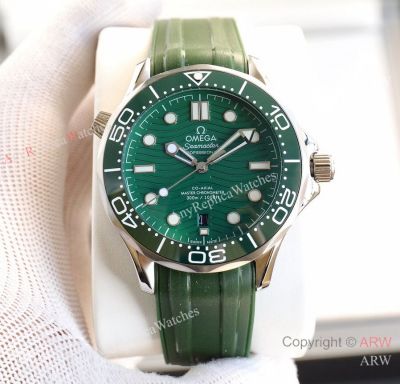 Swiss Copy Omega Diver 300m Seamaster Clone 8800 Watch Green Rubber Strap